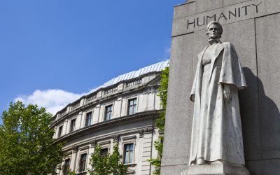 Edith Cavell statue